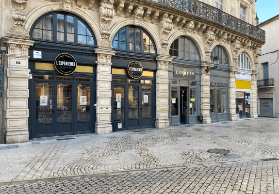 https://www.cavavin.co/sites/default/files/styles/galerie_magasin/public/magasin/devanture-min.png?itok=-FX1kRji