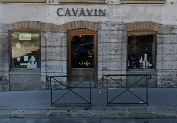 https://www.cavavin.co/sites/default/files/styles/galerie_magasin/public/magasin/devanture.png?itok=yKJXVaNe